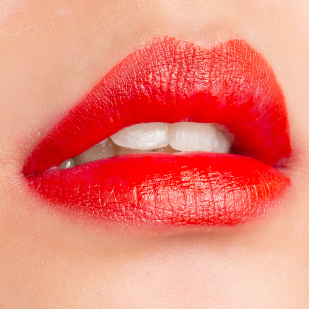 Leo Lip Lacquer